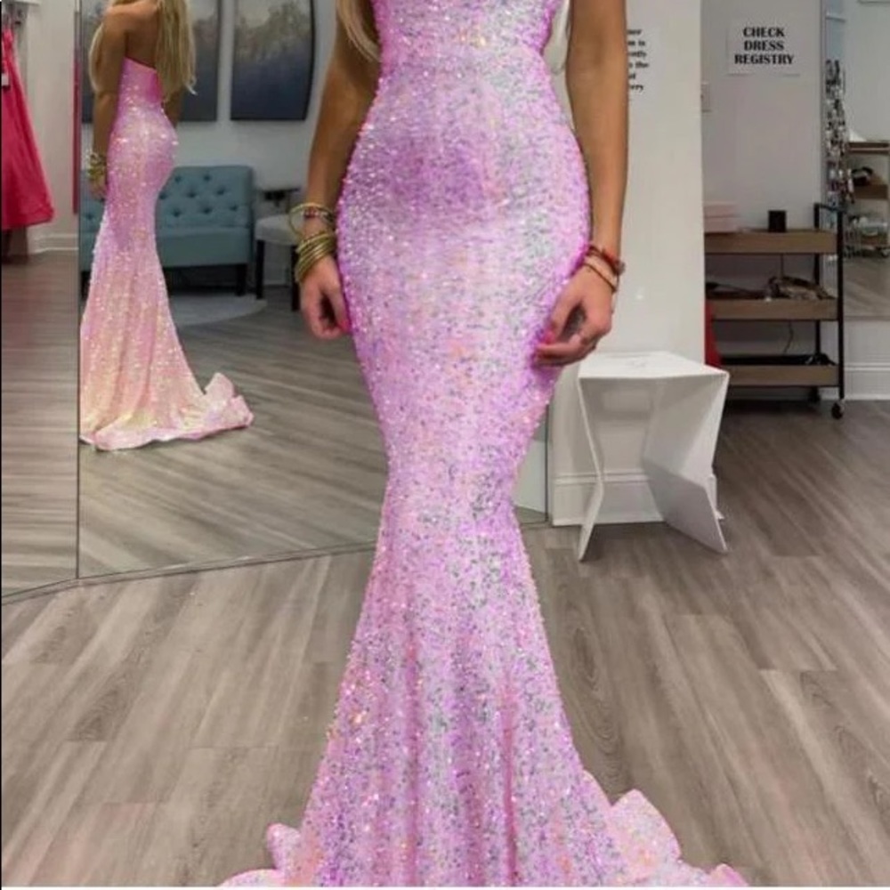 Portia and Scarlett Prom Dress